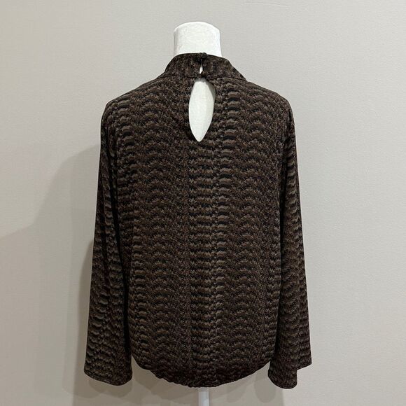 Veronica M Brown Patterned Long Sleeve Top With Bell Sleeves Size Medium - Picture 2 of 5